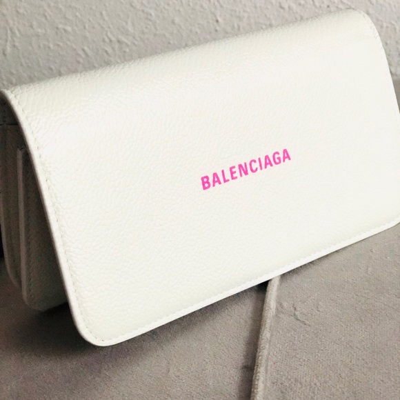 Balenciaga Handbags - Balenciaga Pink & White💗 HOST PICK💗